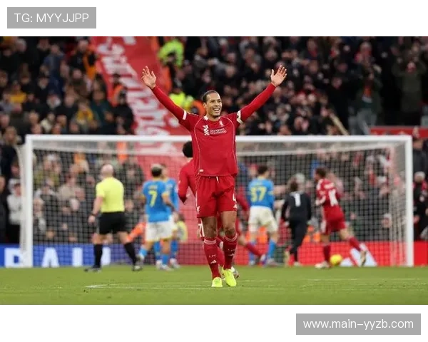 范戴克头球破门难救主，利物浦防线失误频现